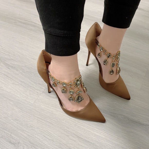 AUTHENTIC Manolo Blahnik Zullin Jewel-cuff Satin Pumps - Picture 3 of 6